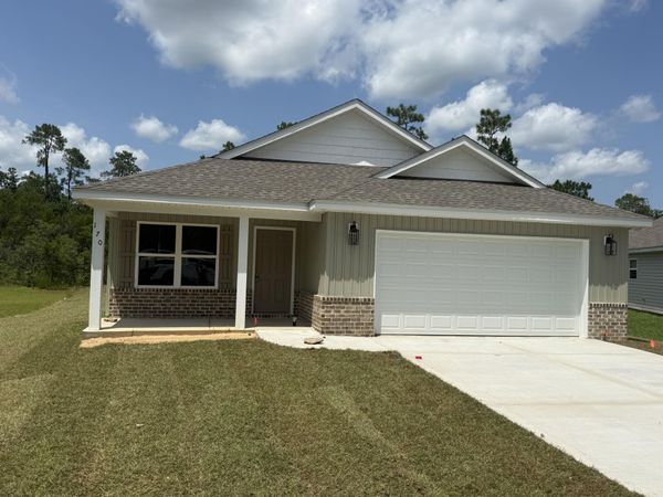 170 Pfitzer Court, DeFuniak Springs, FL 32433