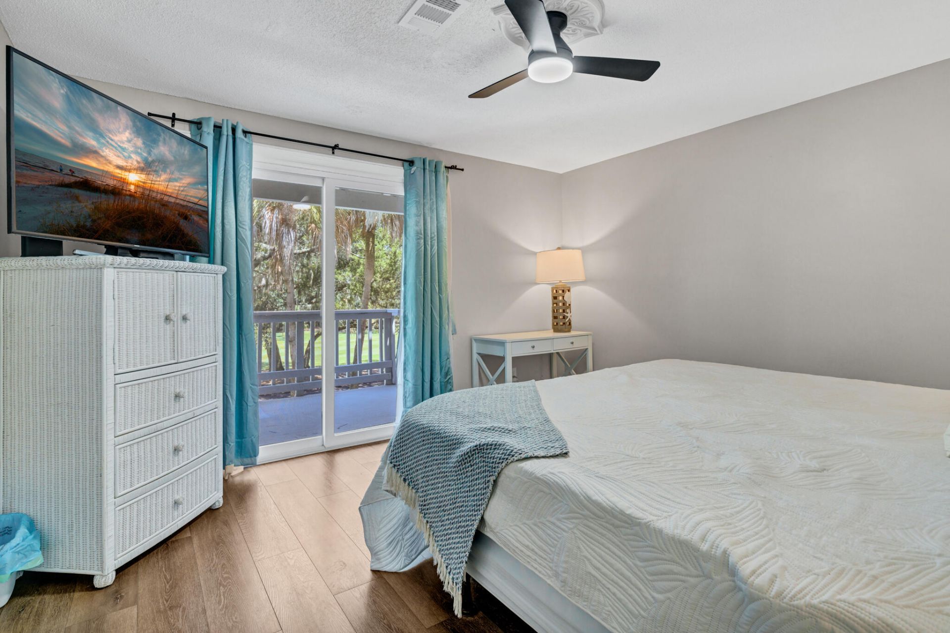 266 Sea Cloud Circle Photo 17