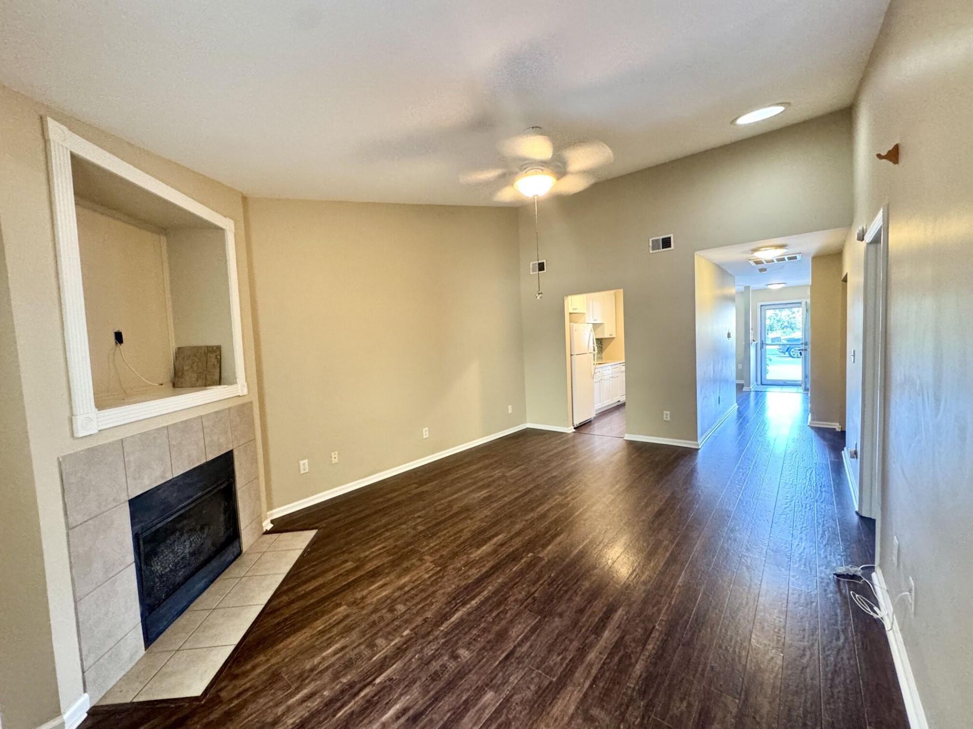 1531 Blaze Lane Photo 8