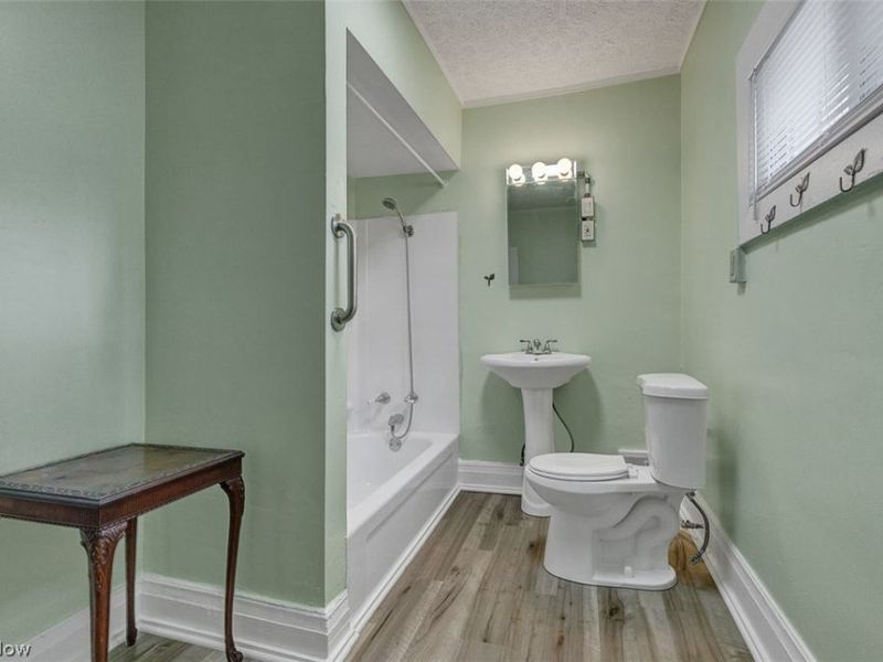 450 Lucy Street, Akron, OH 44306 Photo 21