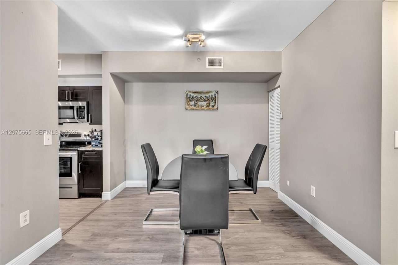 2280 E Preserve Way , Unit 207, Miramar, FL 33025 Photo