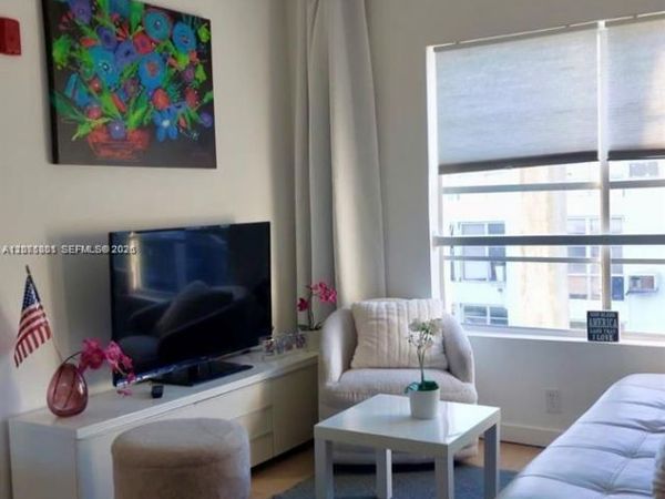 1358 Pennsylvania Ave , Unit 301, Miami Beach, FL 33139