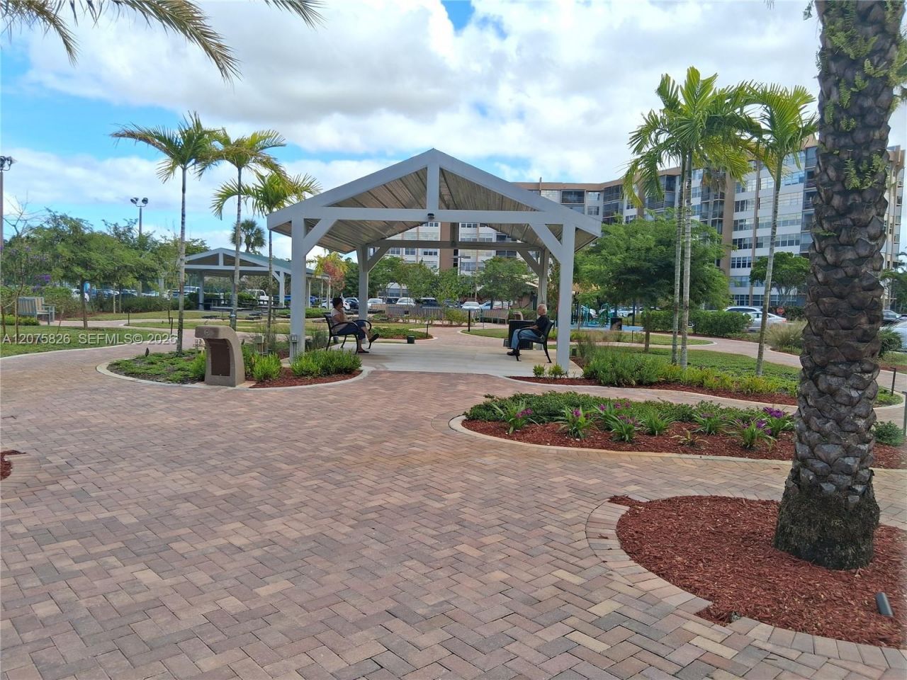 900 St Charles Pl , Unit PH5, Pembroke Pines, FL 33026 Photo