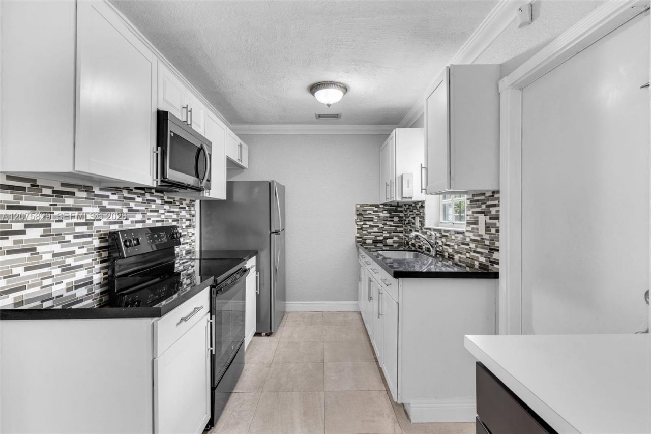 22205 SW 109th Ct, Unit #, Miami, FL 33170 Photo