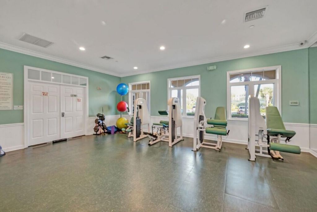 6 Harbour Isle Drive E, Unit 205, Fort Pierce, FL 34949 Photo