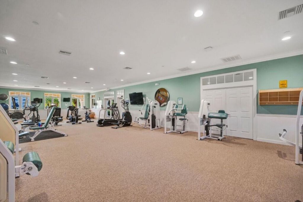 6 Harbour Isle Drive E, Unit 205, Fort Pierce, FL 34949 Photo