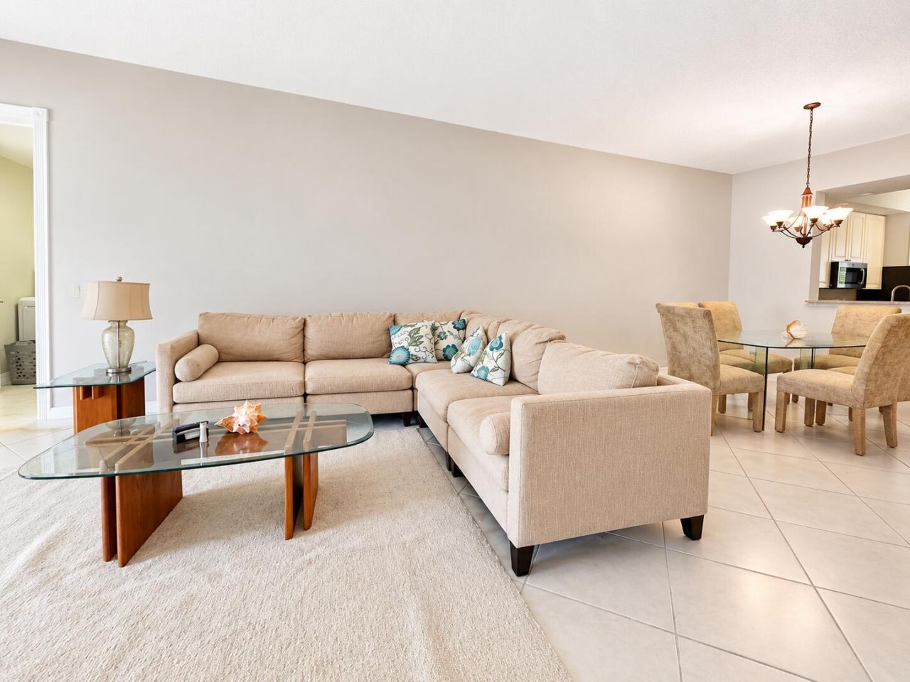 6 Harbour Isle Drive E, Unit 205, Fort Pierce, FL 34949 Photo