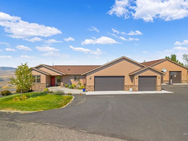 705 Talons Ct, Lewiston, ID 83501