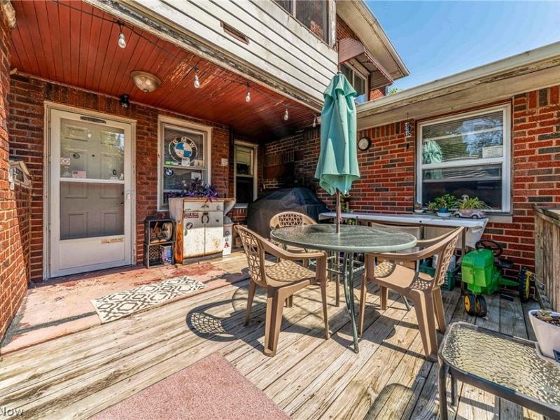 3387 W 125th Street, Cleveland, OH 44111 Photo 2