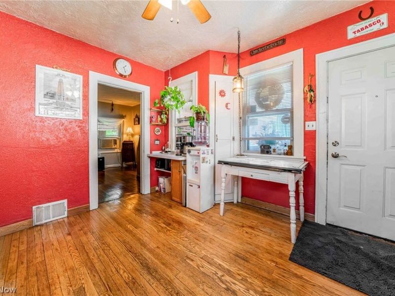3387 W 125th Street, Cleveland, OH 44111 Photo 3