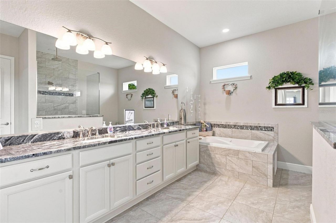 5489 Nantahala Lane, Lady Lake, FL 32159 Photo