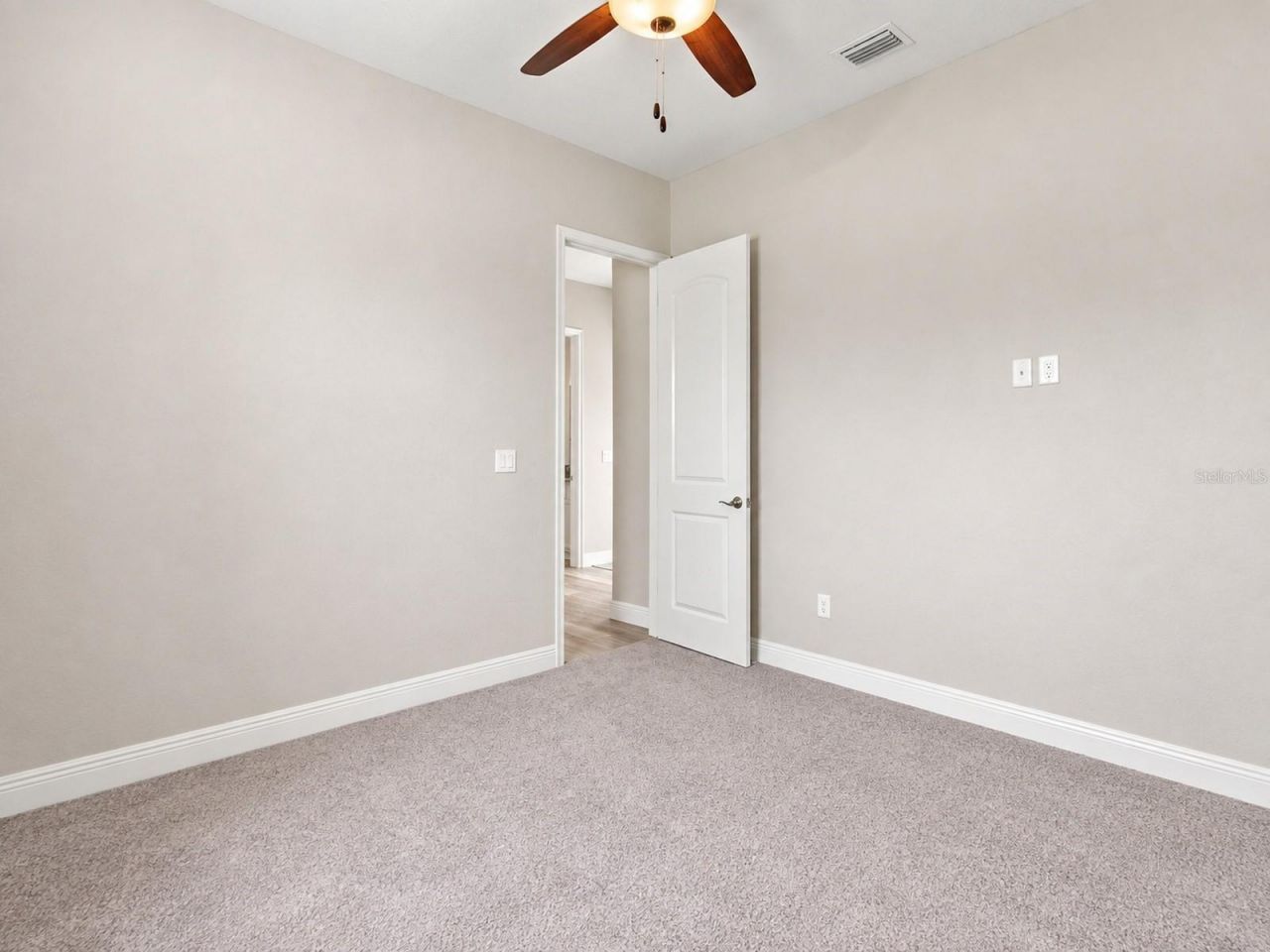 5489 Nantahala Lane, Lady Lake, FL 32159 Photo