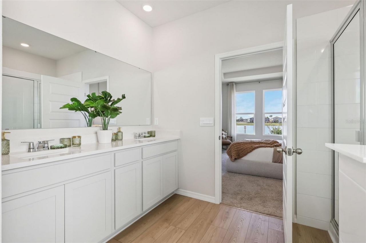 8595 Hempstead Way , Mount Dora, FL 32757 Photo