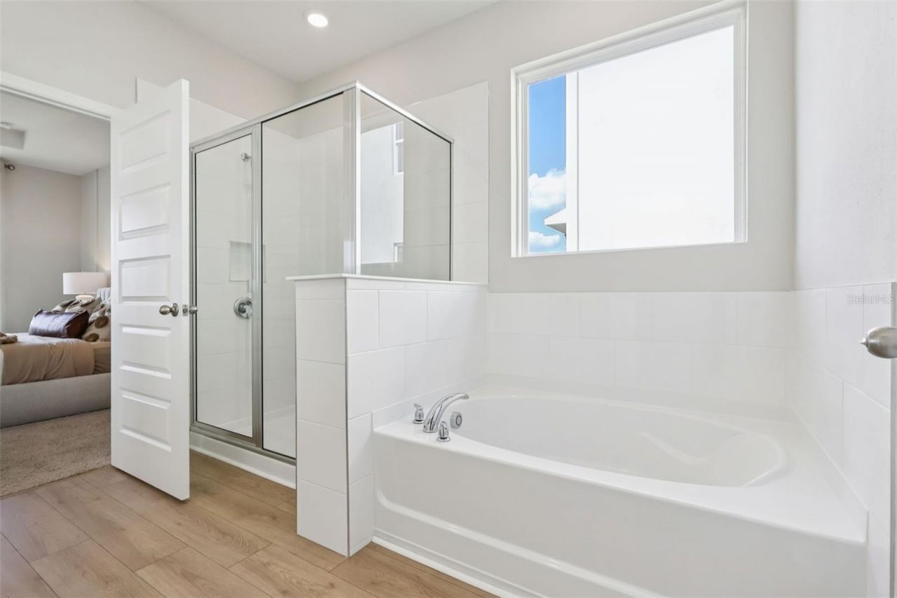 8595 Hempstead Way , Mount Dora, FL 32757 Photo