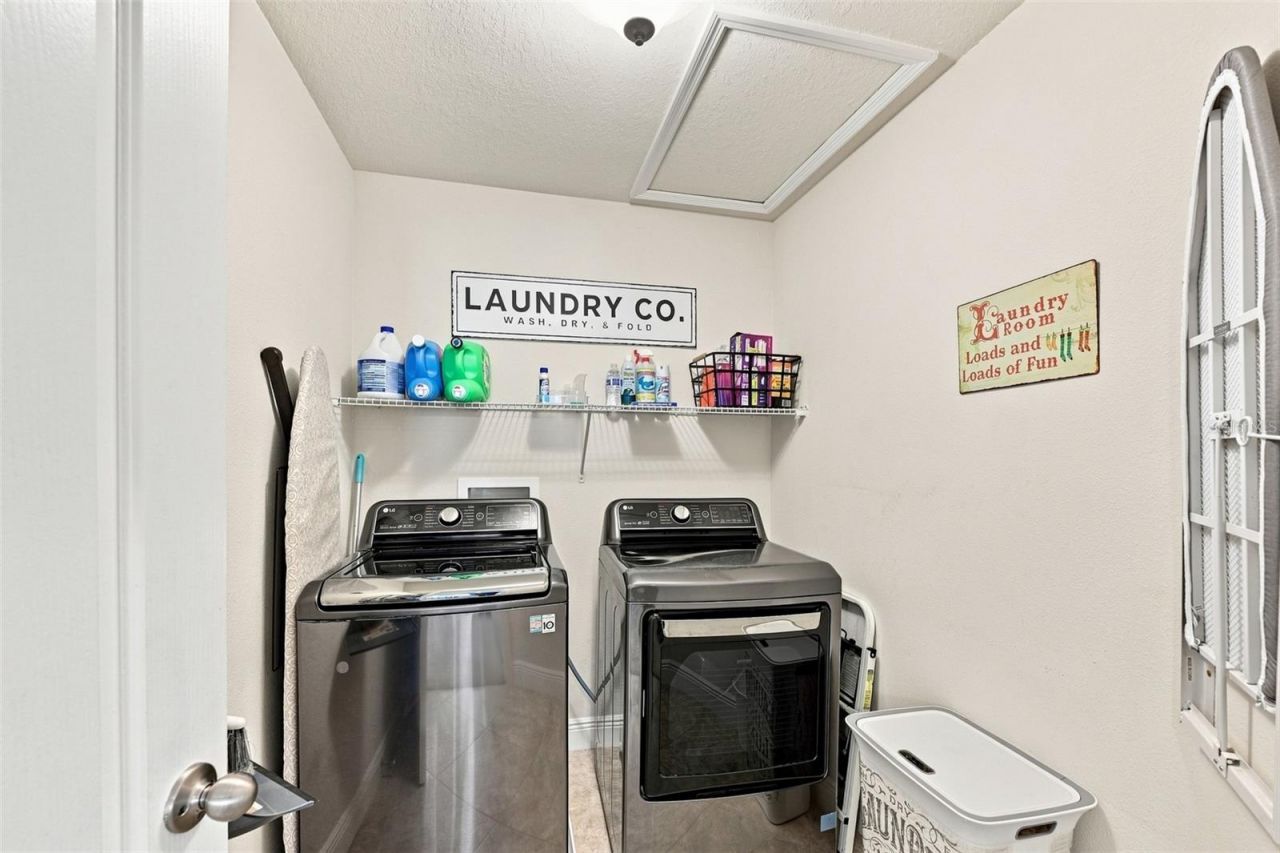 11156 Spring Point Circle , Riverview, FL 33579 Photo