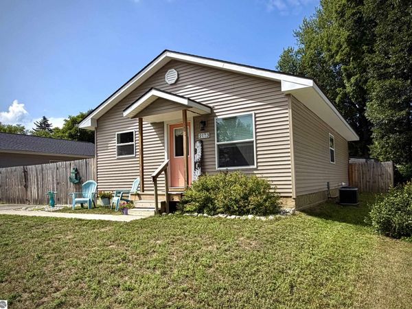 2173 West Street, Central Lake, MI 49622