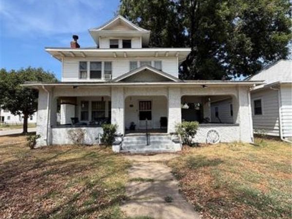416 W 3rd Street, Coffeyville, KS 67337