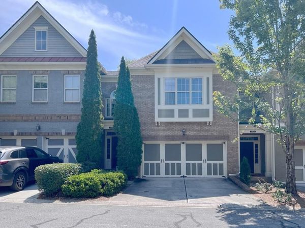 7945 Highland Bluff, Sandy Springs, GA 30328