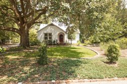 407 Dowling Avenue photo 4