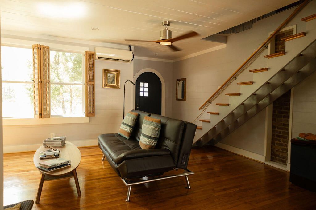 407 Dowling Avenue Photo 21