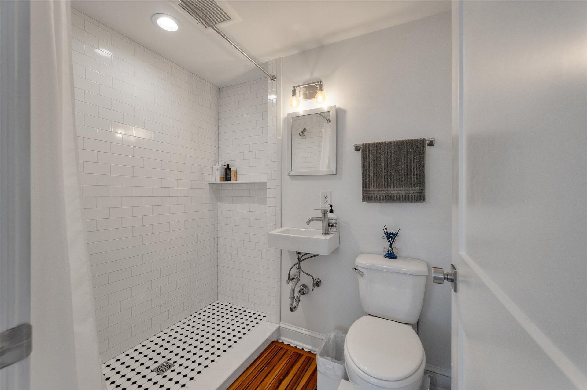 4 Boyer Court Photo 24