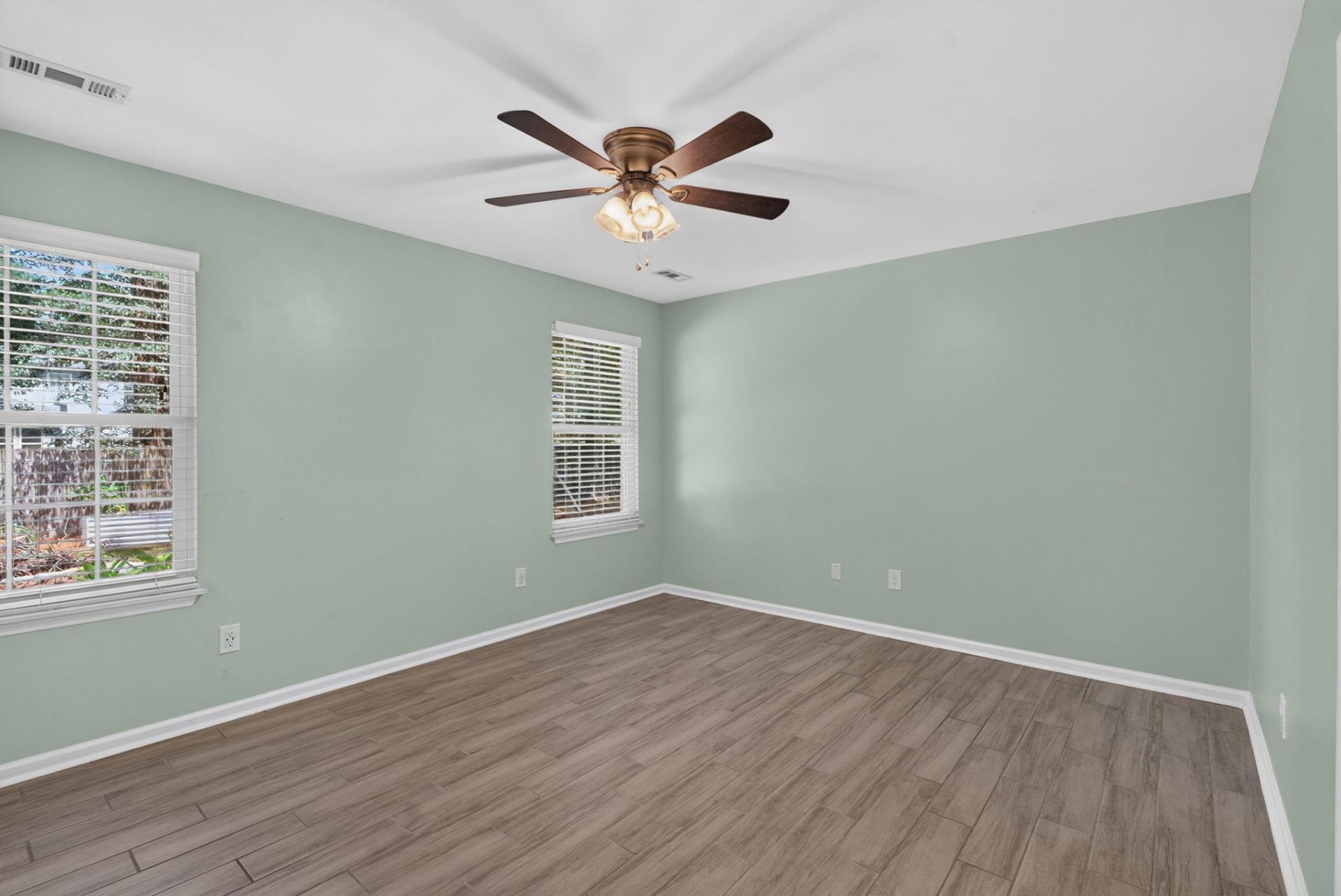 4716 Landerwood Court Photo 15