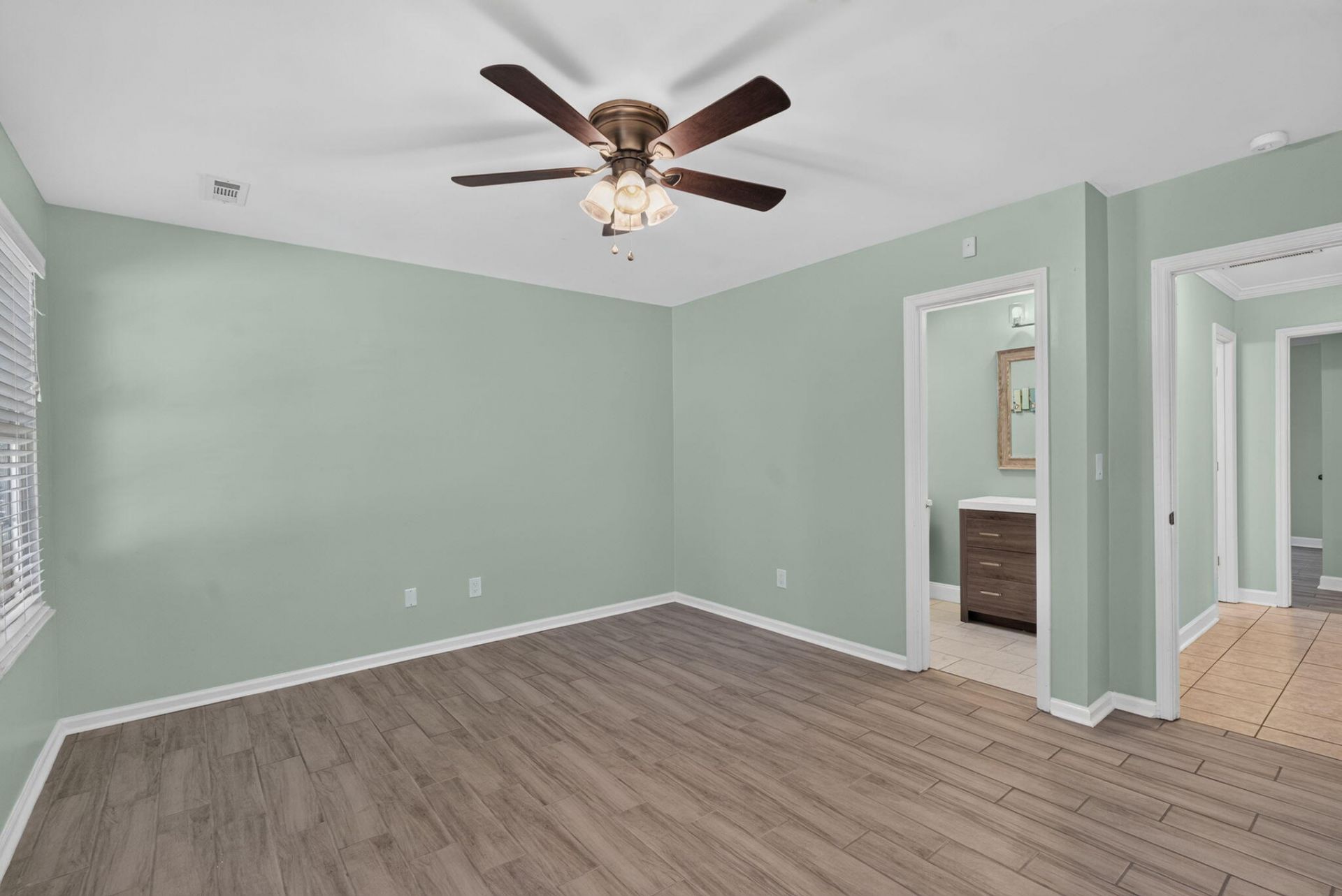 4716 Landerwood Court Photo 16