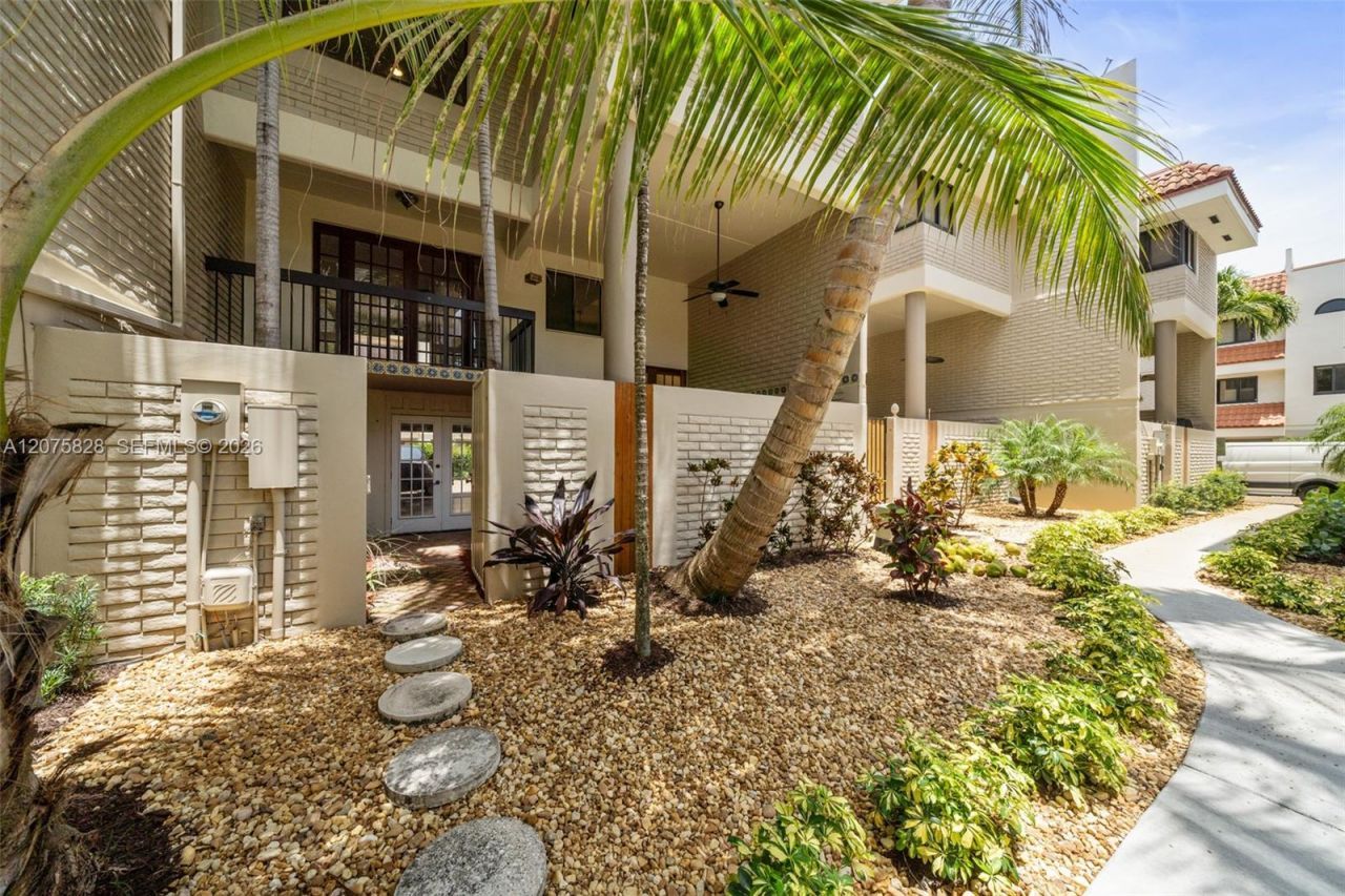 1401 NE 9th St , Unit 26, Fort Lauderdale, FL 33304 Photo