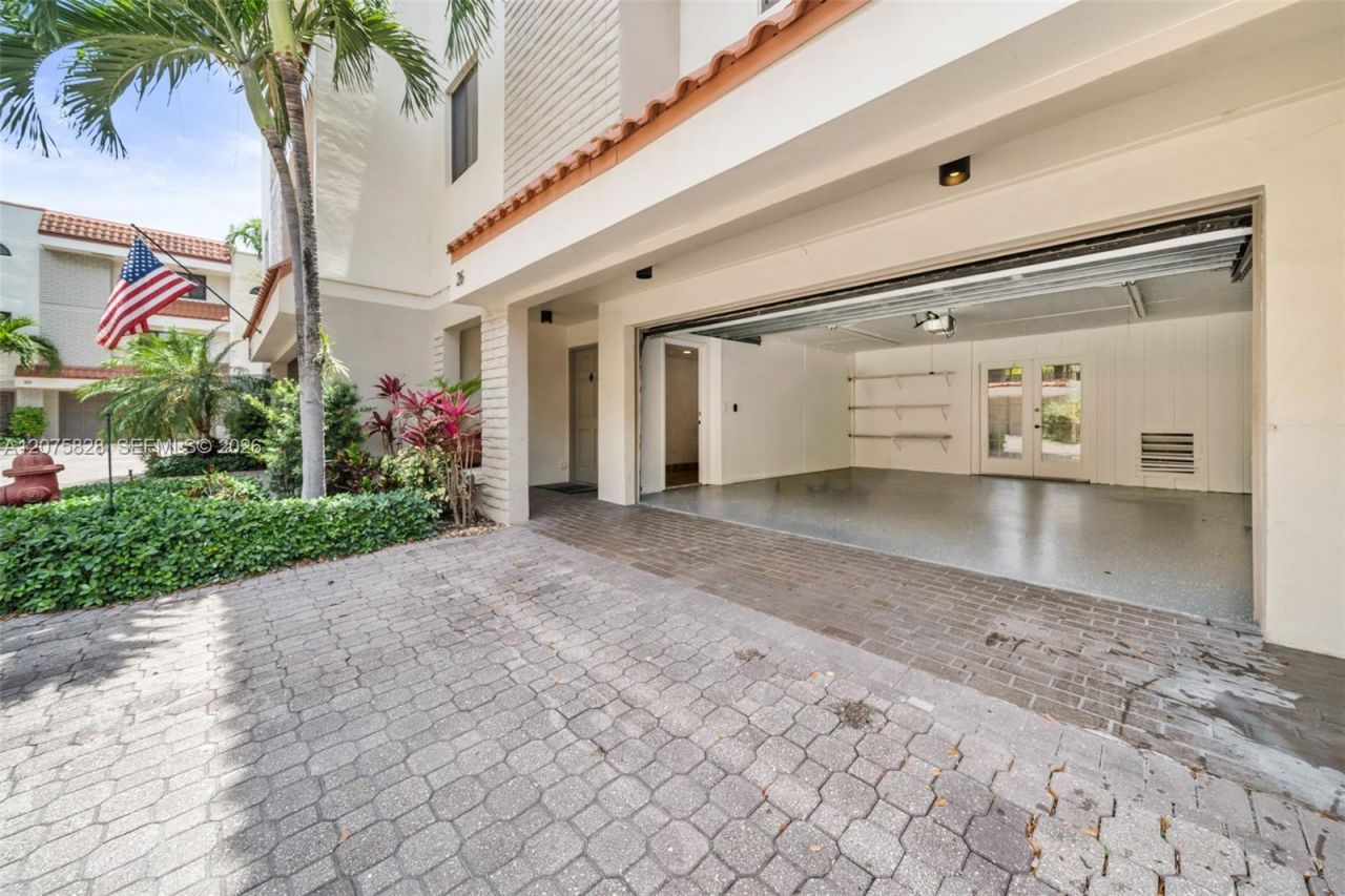 1401 NE 9th St , Unit 26, Fort Lauderdale, FL 33304 Photo