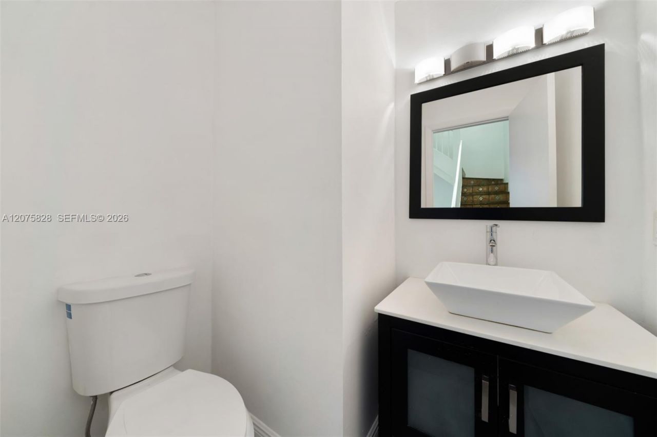 1401 NE 9th St , Unit 26, Fort Lauderdale, FL 33304 Photo
