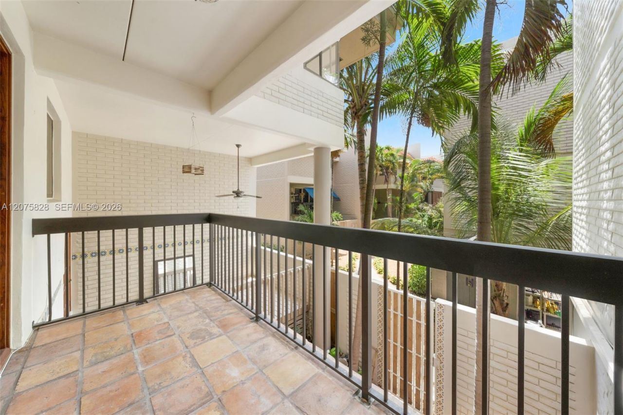 1401 NE 9th St , Unit 26, Fort Lauderdale, FL 33304 Photo