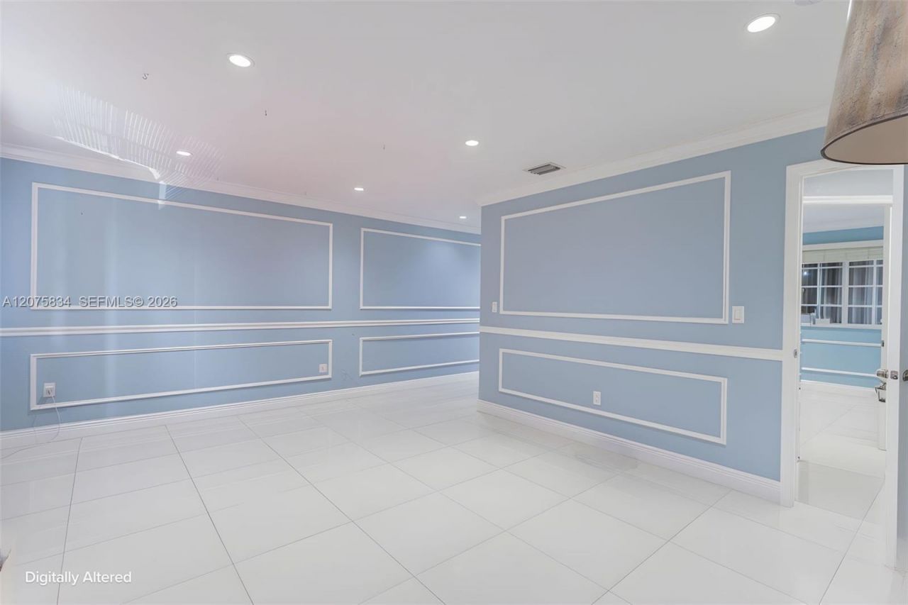 9425 NW 114th Ln , Unit 3, Hialeah Gardens, FL 33018 Photo