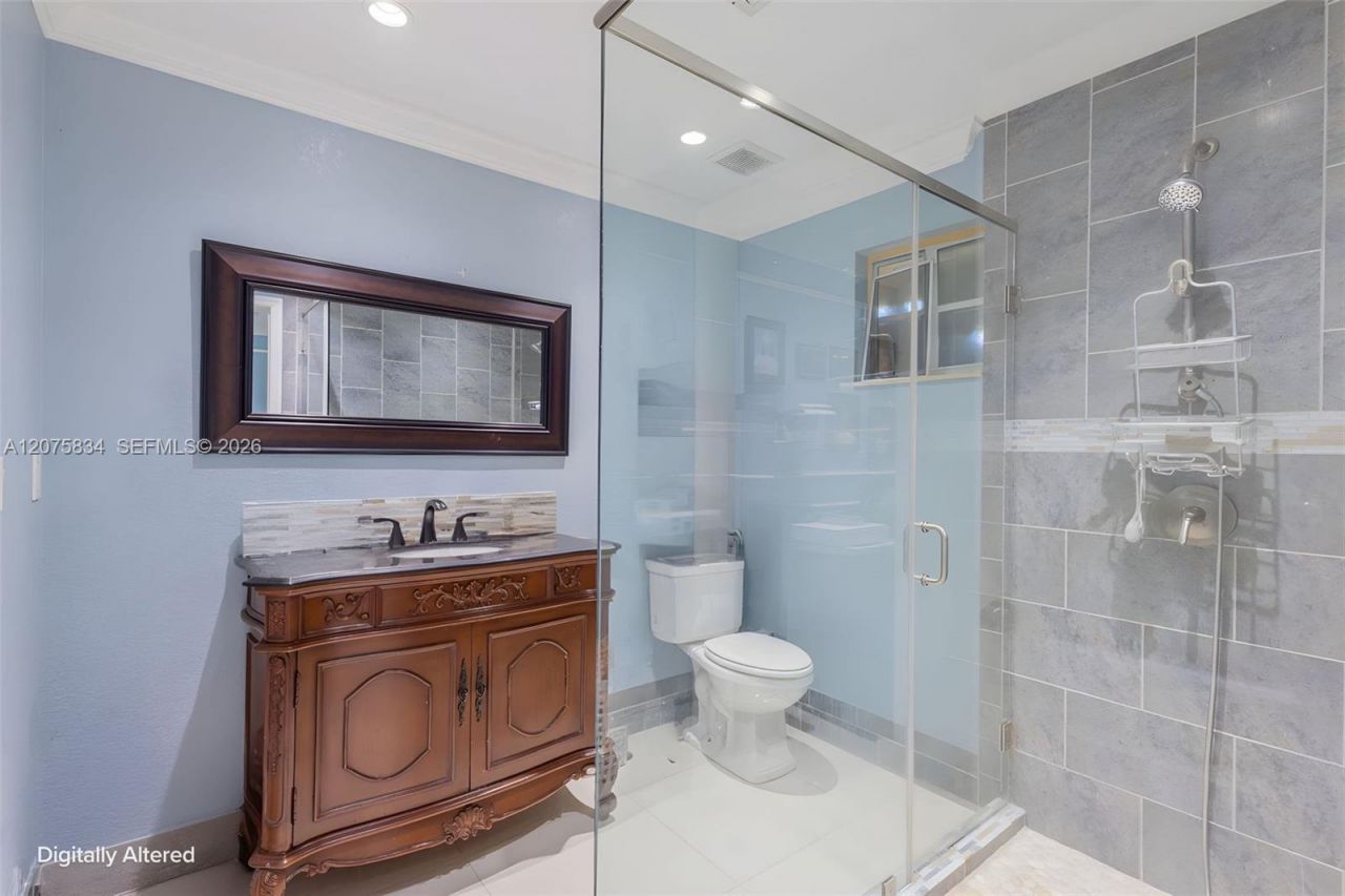 9425 NW 114th Ln , Unit 3, Hialeah Gardens, FL 33018 Photo