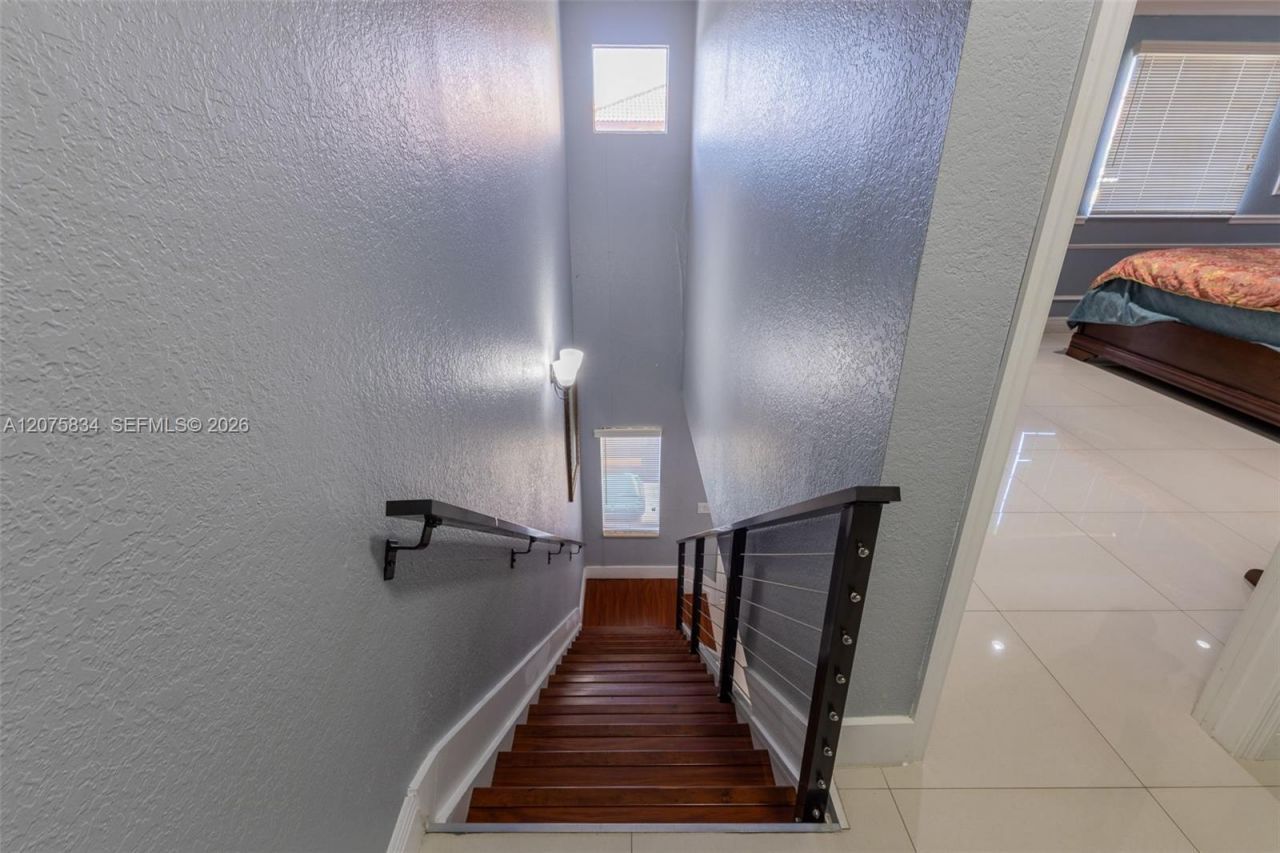 9425 NW 114th Ln , Unit 3, Hialeah Gardens, FL 33018 Photo