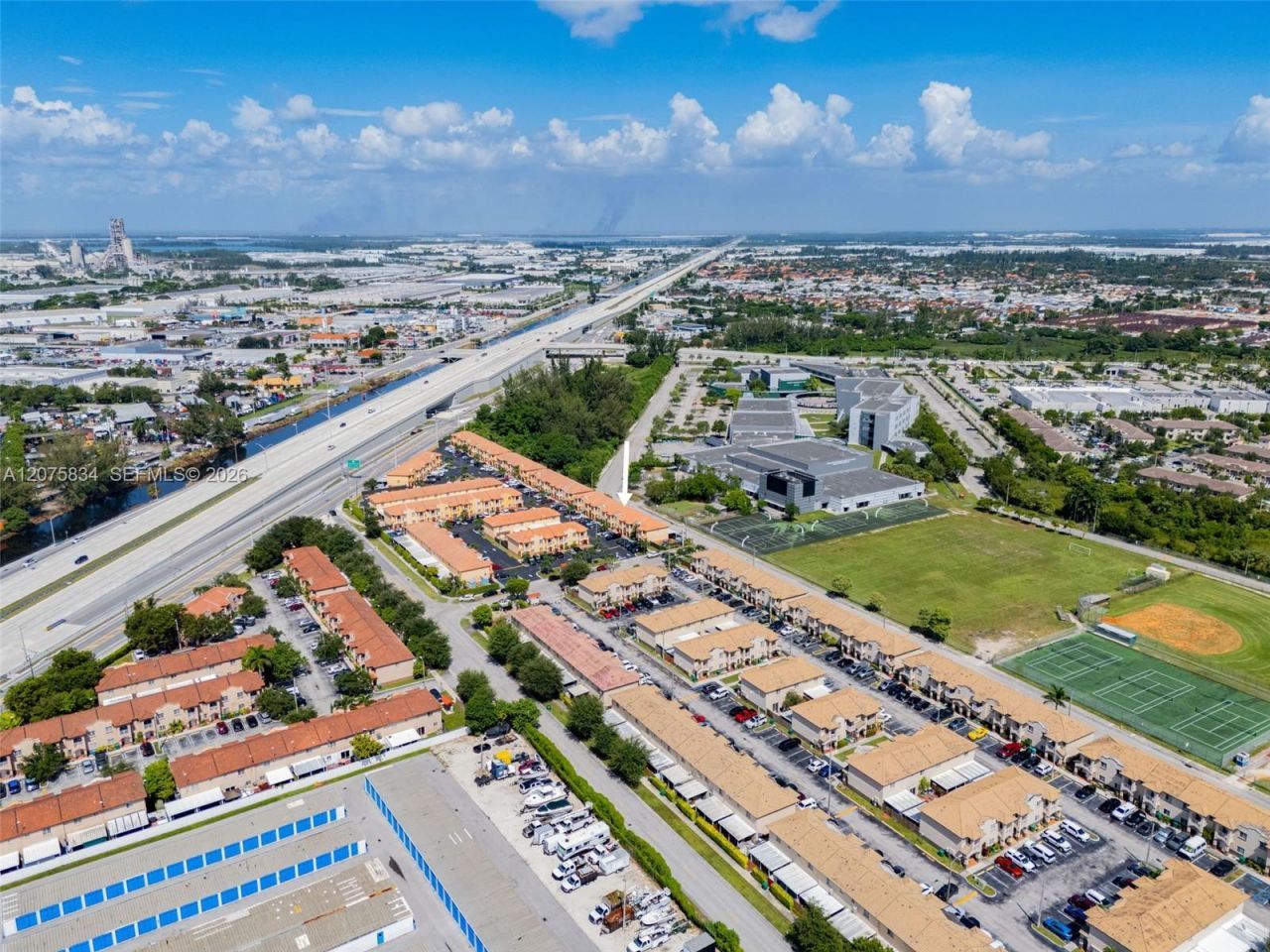 9425 NW 114th Ln , Unit 3, Hialeah Gardens, FL 33018 Photo