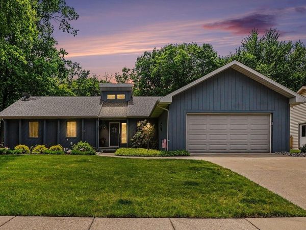 5649 Woodstock Drive, Lansing, MI 48917