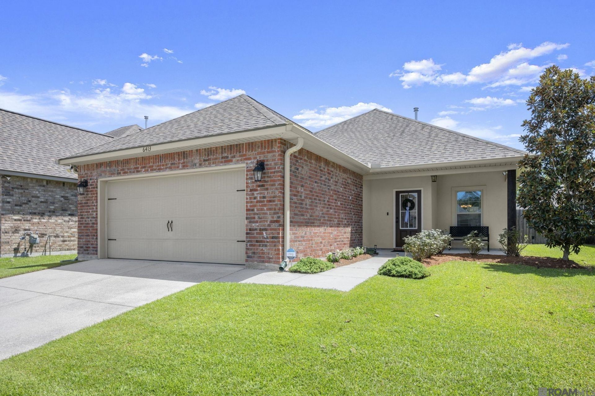 6413 Blue Rose Dr, Baton Rouge, LA 70817 Main Photo
