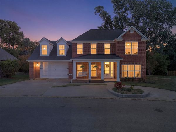 239 Woodview Lane , Sapulpa, OK 74066