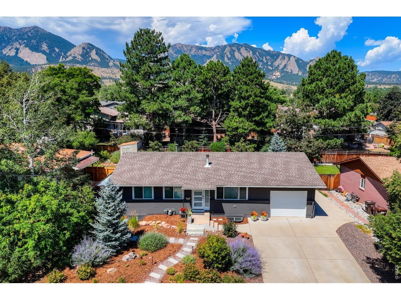 1145 Claremont Dr, Boulder, CO 80305 Main Photo