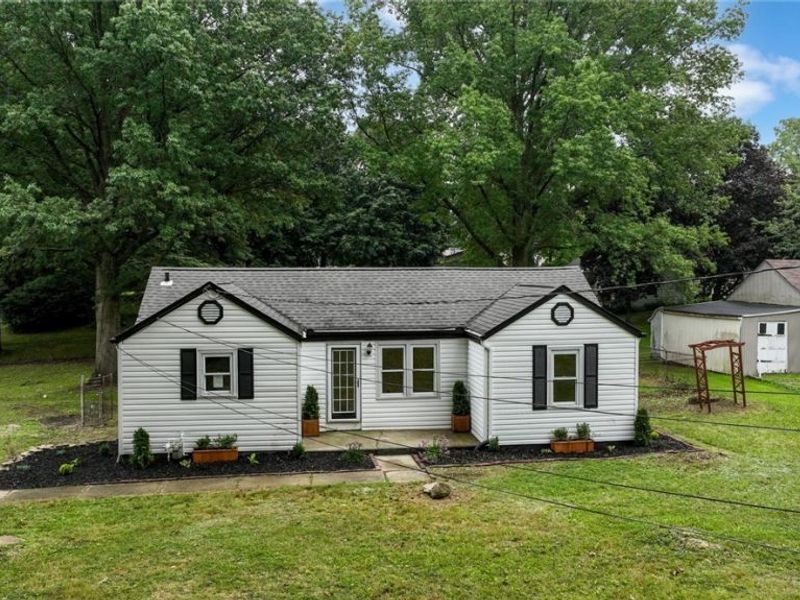 2933 S Hametown Road, Norton, OH 44203 Photo 3