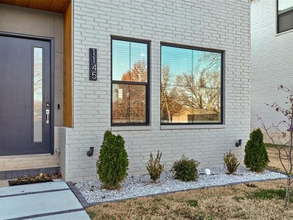 1145 NE Monroe Street , Bentonville, AR 72712