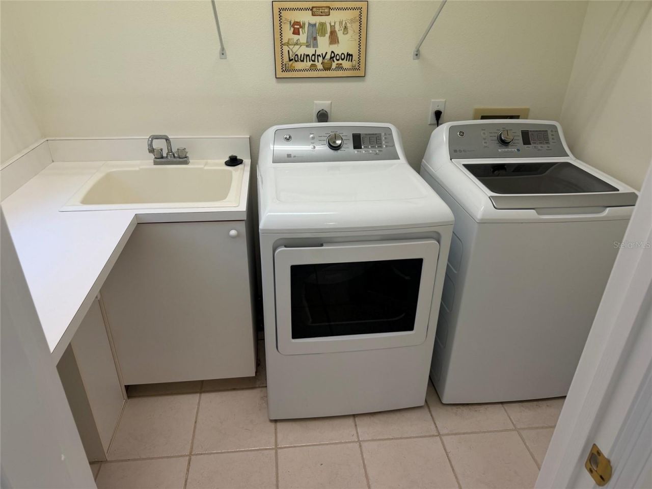 9250 NW 13th Avenue Circle, Bradenton, FL 34209 Photo