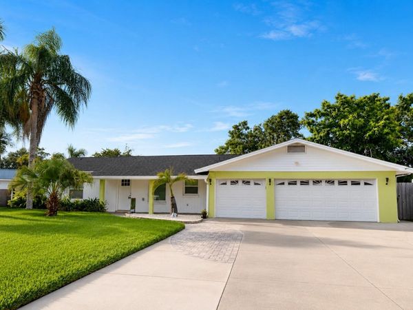 8715 DRIFTWOOD DRIVE , TAMPA, FL 33615