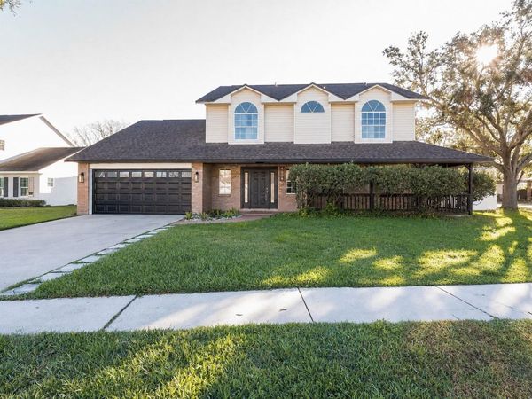 4204 ELBA PLACE , VALRICO, FL 33596