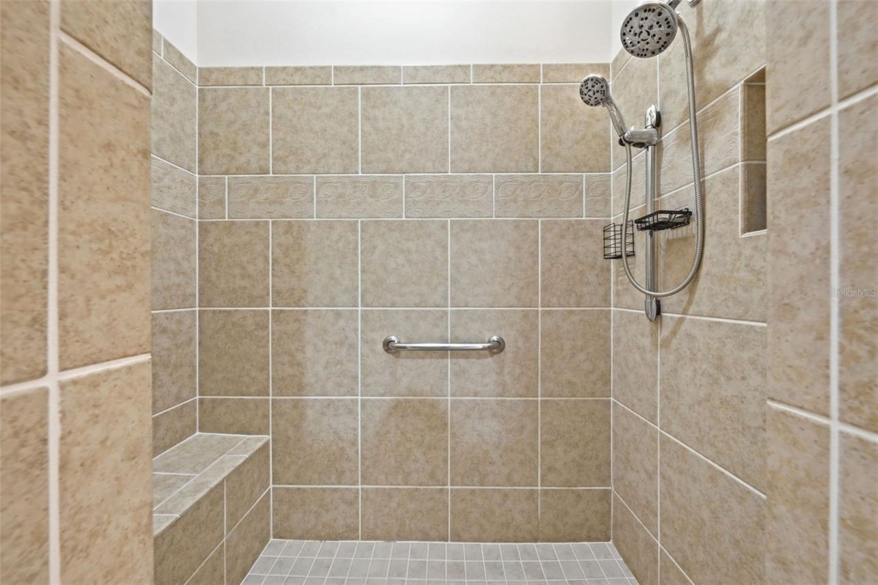 1064 Alcove Loop, The Villages, FL 32162 Photo
