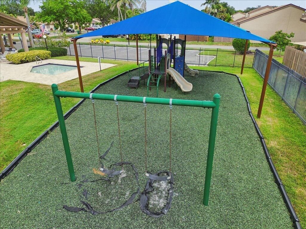 2062 SW 82nd Avenue, Davie, FL 33324 Photo