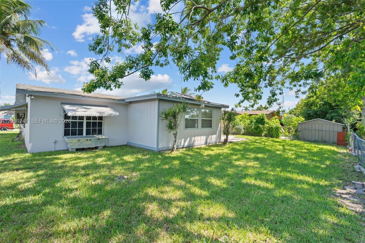 6840 SW 10th Ct , North Lauderdale, FL 33068 Photo