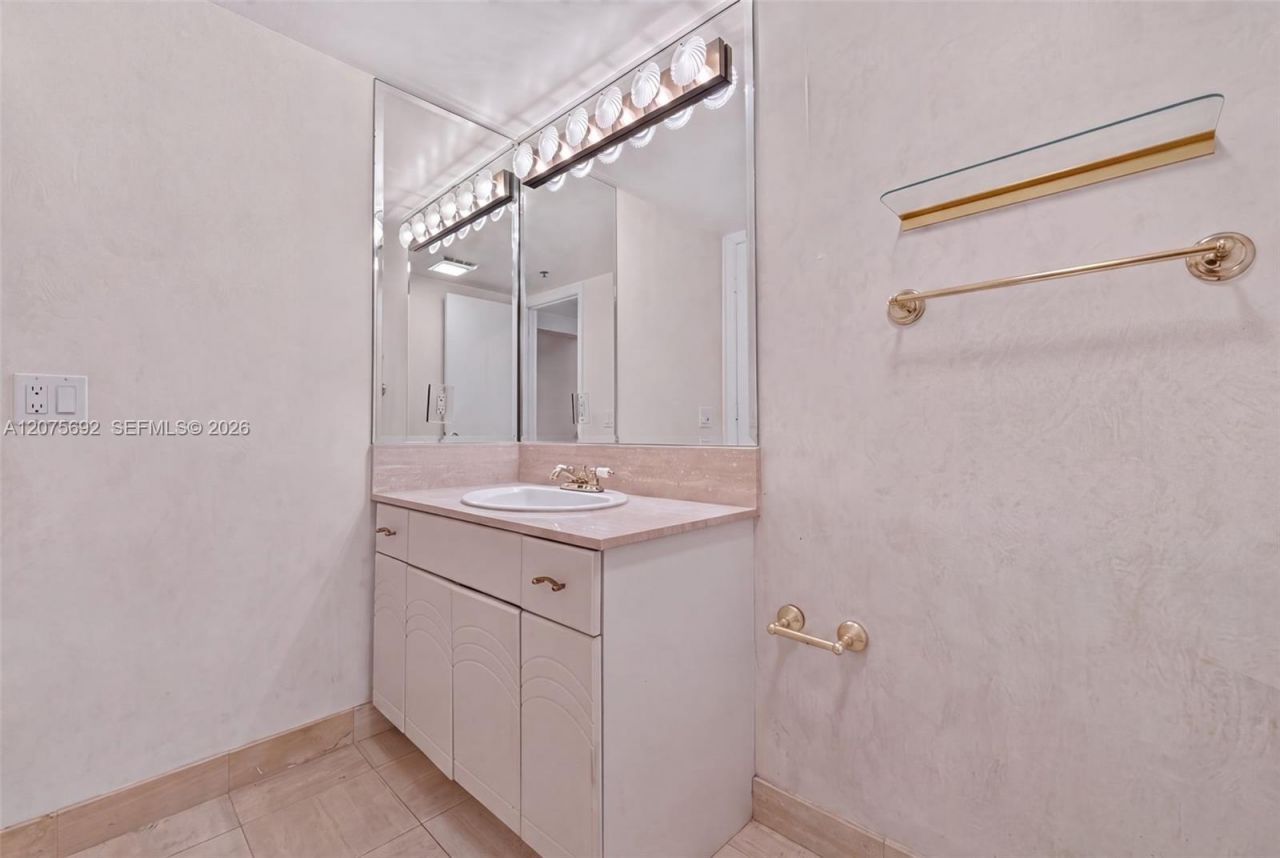 1201 S Ocean Dr , Unit 1009N, Hollywood, FL 33019 Photo