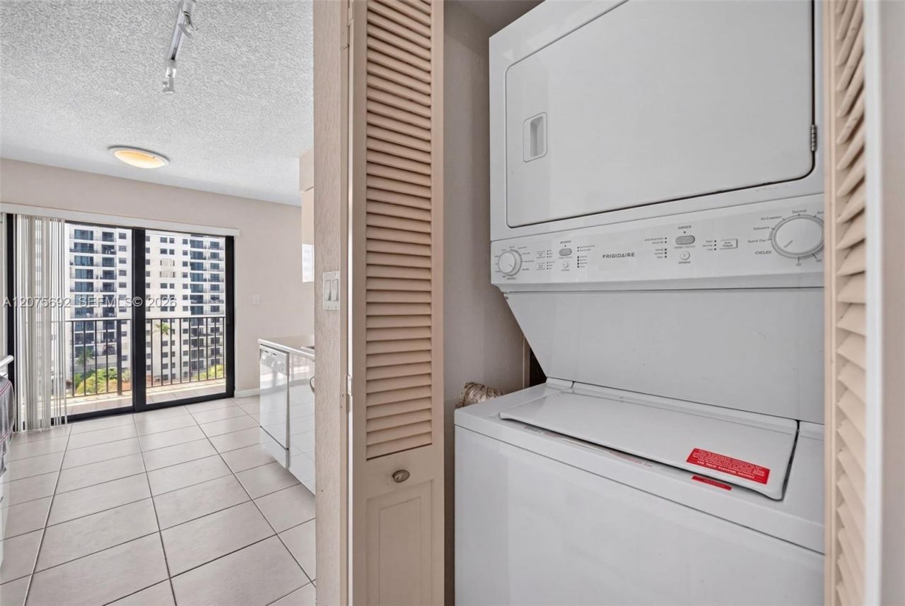 1201 S Ocean Dr , Unit 1009N, Hollywood, FL 33019 Photo