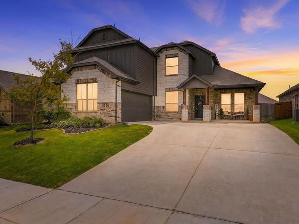 401 Llano Lane, Red Oak, TX 75154